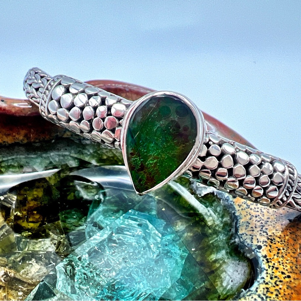 BALI LEGACY Canadian Ammolite Bracelet in Sterling Silver (7.25 In)